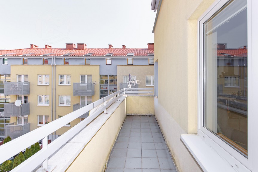 Wrocław, Wrocław-Krzyki, Gaj, Świeradowska, Dwupoziomowe 3 pokoje | Balkon | Widok na patio