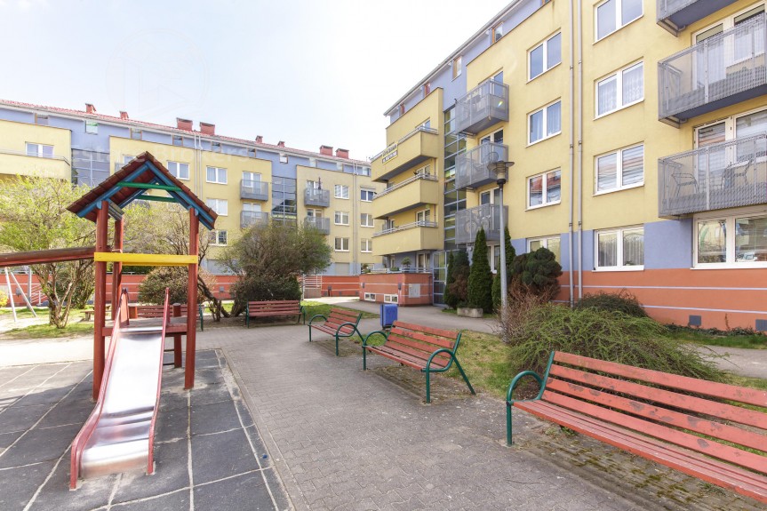 Wrocław, Wrocław-Krzyki, Gaj, Świeradowska, Dwupoziomowe 3 pokoje | Balkon | Widok na patio
