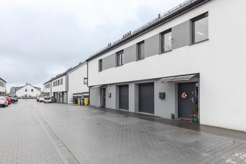 wrocławski, Czernica, Ratowice, Orzechowa, Segment 107 m&sup2; z garażem i ogrodem | bez MSWiA