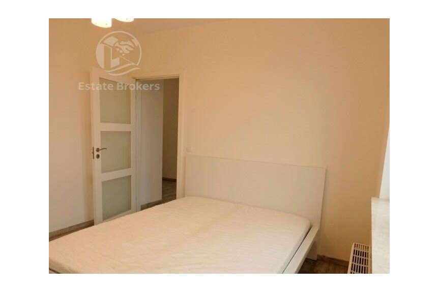 Wrocław, Legnicka, 3 pokoje  balkon  garaż podziemny