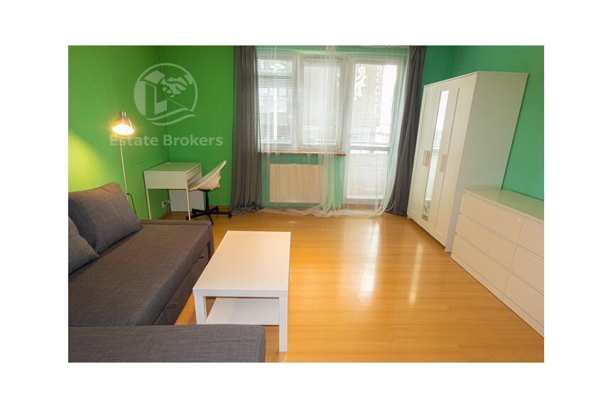 Wrocław, Kościuszki, Kawalerka z osobną kuchnią  Balkon
