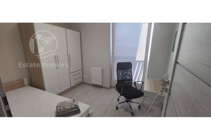 Wrocław, Wrocław-Śr&oacute;dmieście, Śr&oacute;dmieście, Jedności Narodowej, Gotowiec inwestycyjny | Balkon + garaż | Blisko teren&oacute;w spacerowych