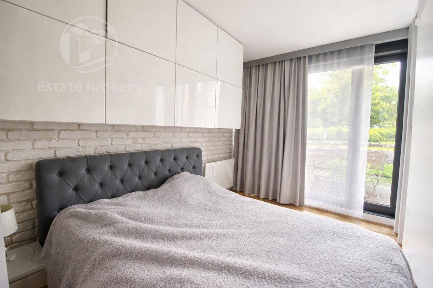 Wrocław, Przedmieście Oławskie, Walońska, Angel River | Ogr&oacute;dek z widokiem na rzekę | Inwestycja