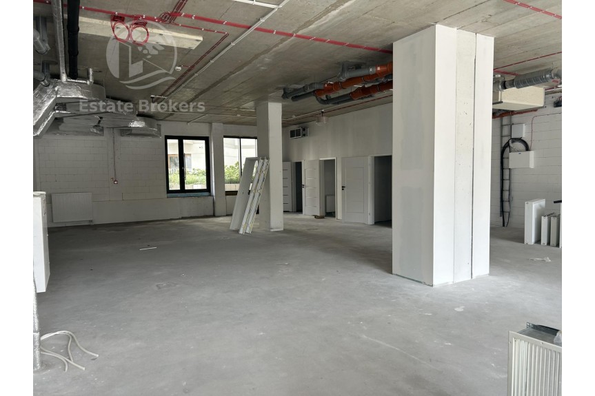 dolnośląskie, Wrocław, Wrocław-Fabryczna, Fabryczna, Grabiszyńska, Adaptacja finansowana przez właściciela