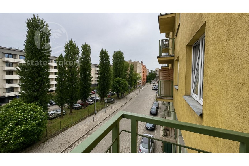 Wrocław, Wrocław-Krzyki, Krzyki, Komuny Paryskiej, Funcjonalny mieszkanie dla rodziny lub investora