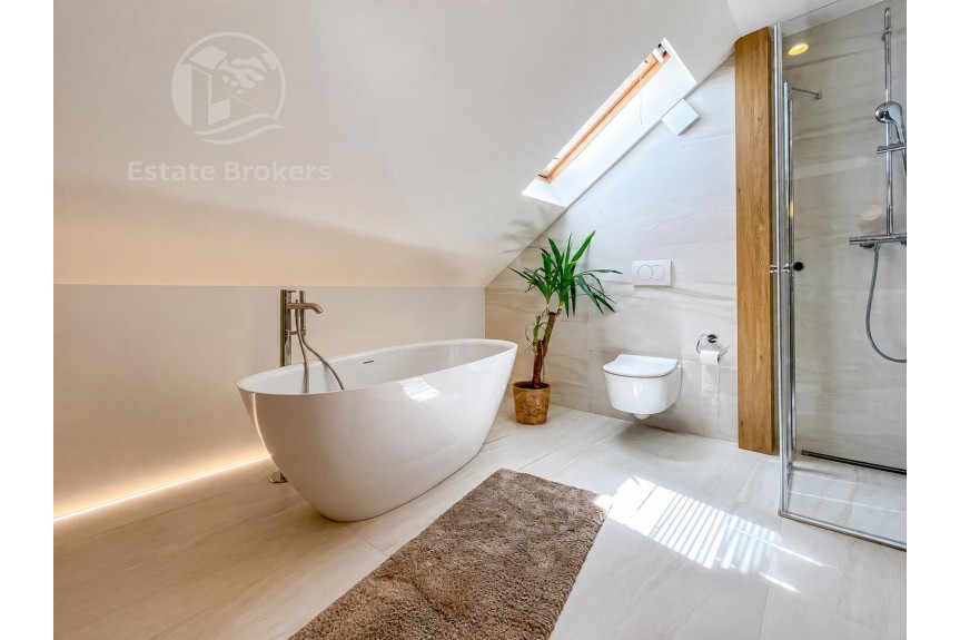 Wrocław, Wrocław-Krzyki, Krzyki, Luksusowy dom wolnostojący z zadbaną działką | Pet Friendly