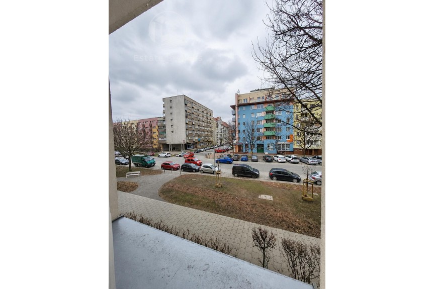 Wrocław, Wrocław-Krzyki, Krzyki, Icchaka Lejba Pereca, Funkcjonalne rozkladowe mieszkanie z potencjałem