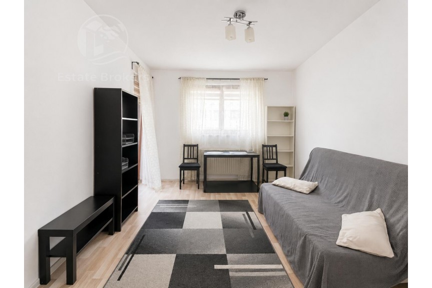 Wrocław, Krakowska, Osobna kuchnia  Balkon  Zamknięte osiedle  Garaż