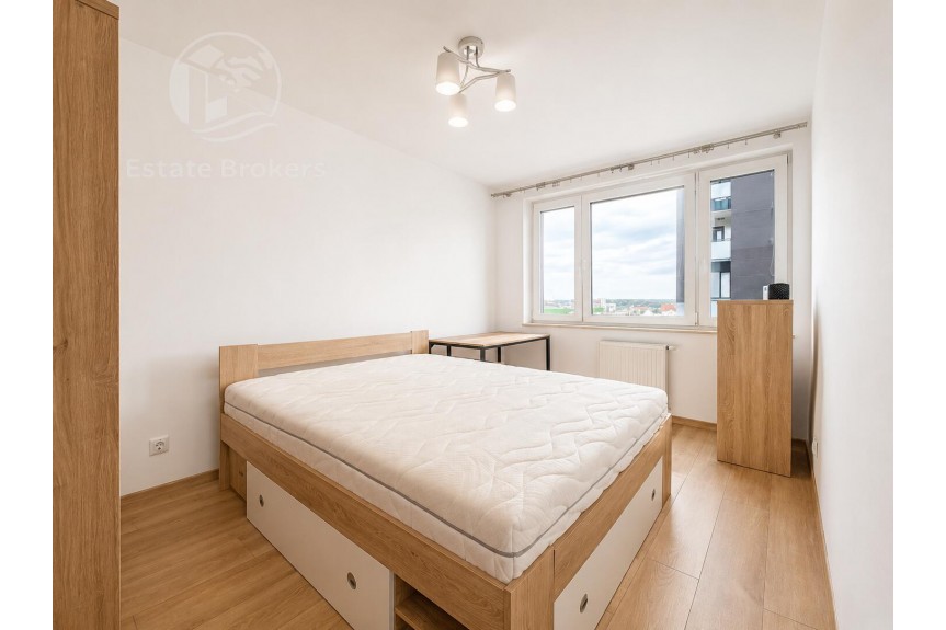 Wrocław, Jesionowa, Duży balkon  Miejsce postojowe  Recepcja  Ochrona