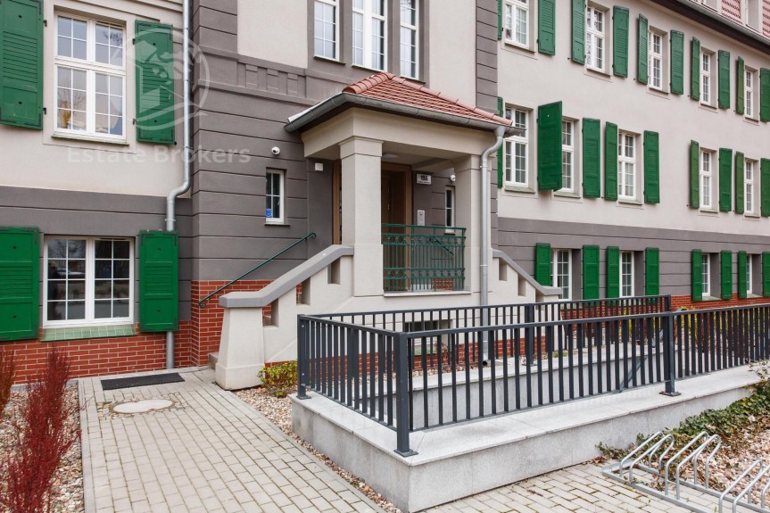 Wrocław, Komuny Paryskiej, Sufity 4m  Nowy budynek z 2022 Centrum