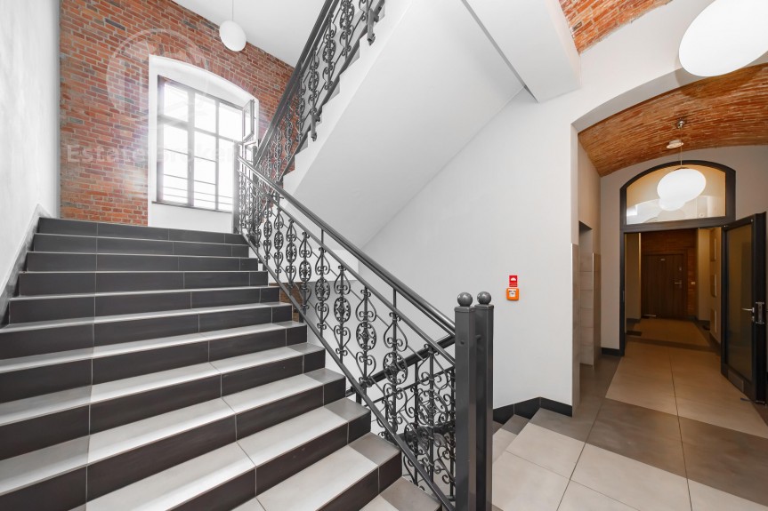 Wrocław, Przedmieście Oławskie, Komuny Paryskiej, Kawalerka / od zaraz / Komuny Paryskiej