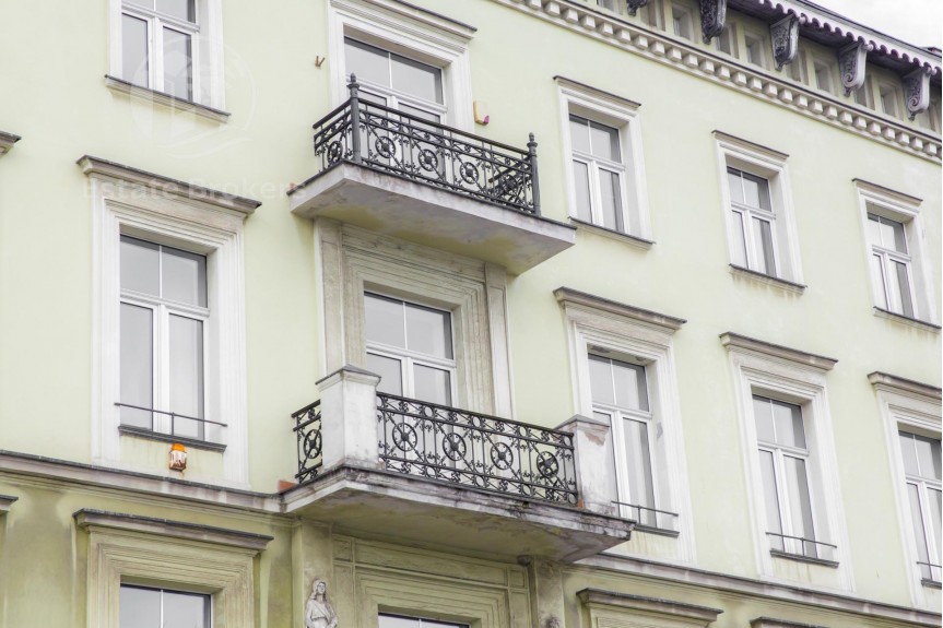 Wrocław, Wrocław-Stare Miasto, Podwale, Budynek pod operatora powierzchni biurowych