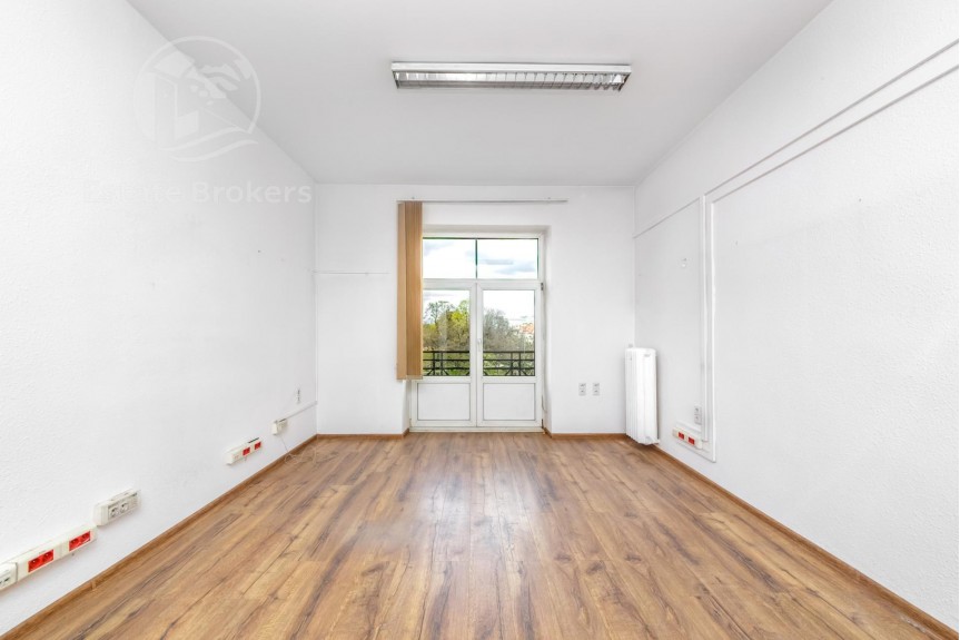 Wrocław, Wrocław-Stare Miasto, Podwale, Budynek pod operatora powierzchni biurowych