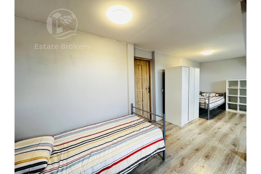 Wrocław, Wrocław-Krzyki, Krzyki, Parafialna, Dom dla pracownik&oacute;w 10 pokoi Roi 10% ENG/UA